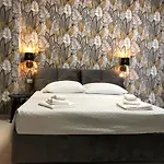 Dante 3 By Apulia Pensiune 3*