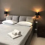 Pensión Dante 3 By Apulia 3*