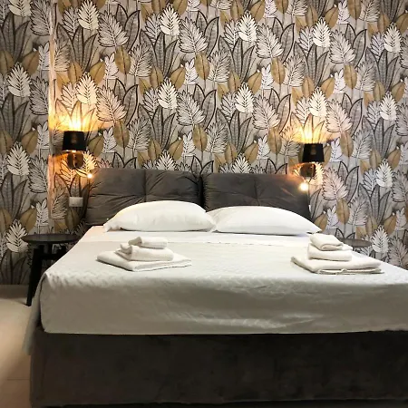 Dante 3 By Apulia Guest house 3*